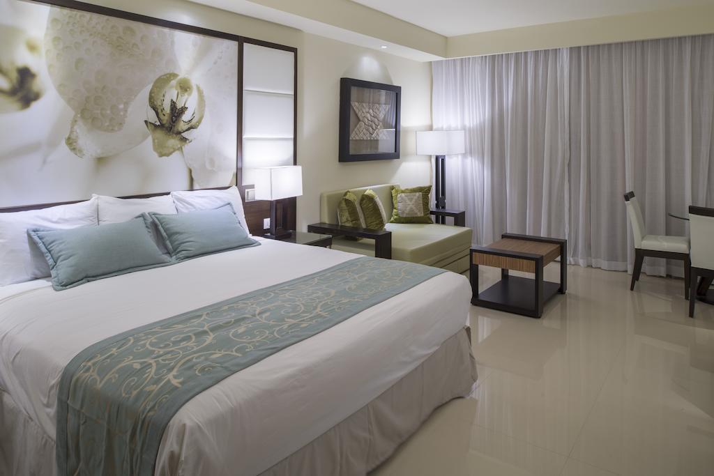 Royalton Punta Cana, An Autograph Collection All-Inclusive Resort & Casino Room photo